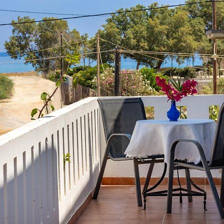 Stavrós Alexis Apartments מראה חיצוני תמונה