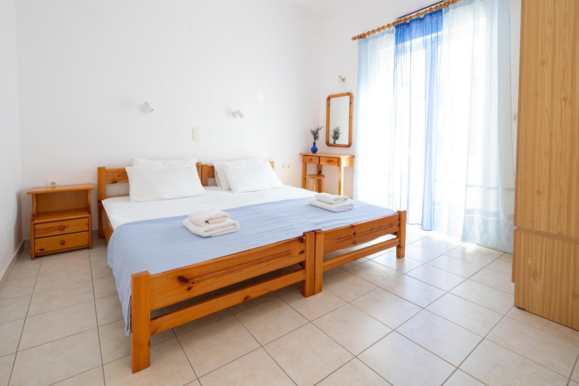 Stavrós Alexis Apartments מראה חיצוני תמונה