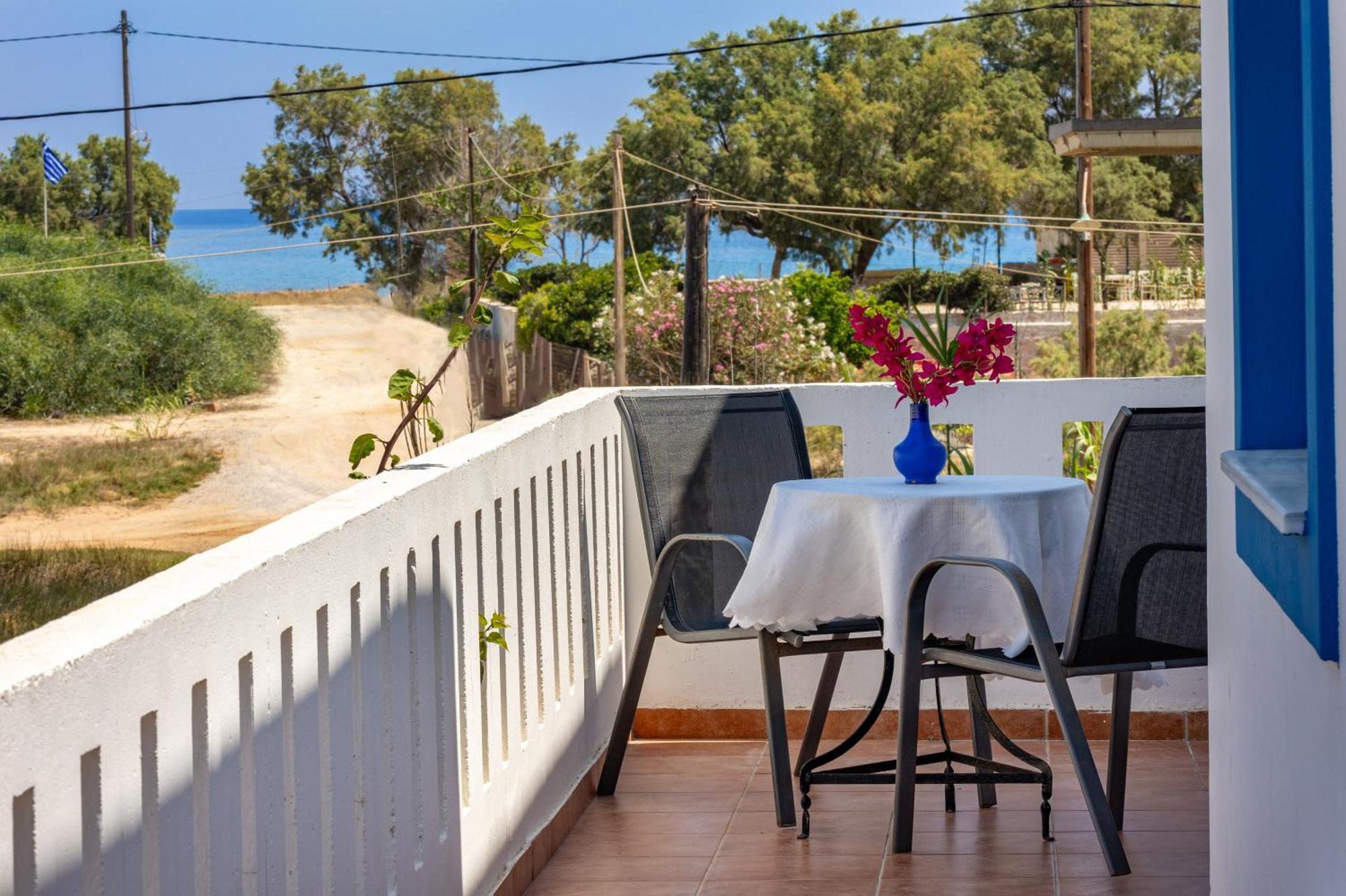 Stavrós Alexis Apartments מראה חיצוני תמונה