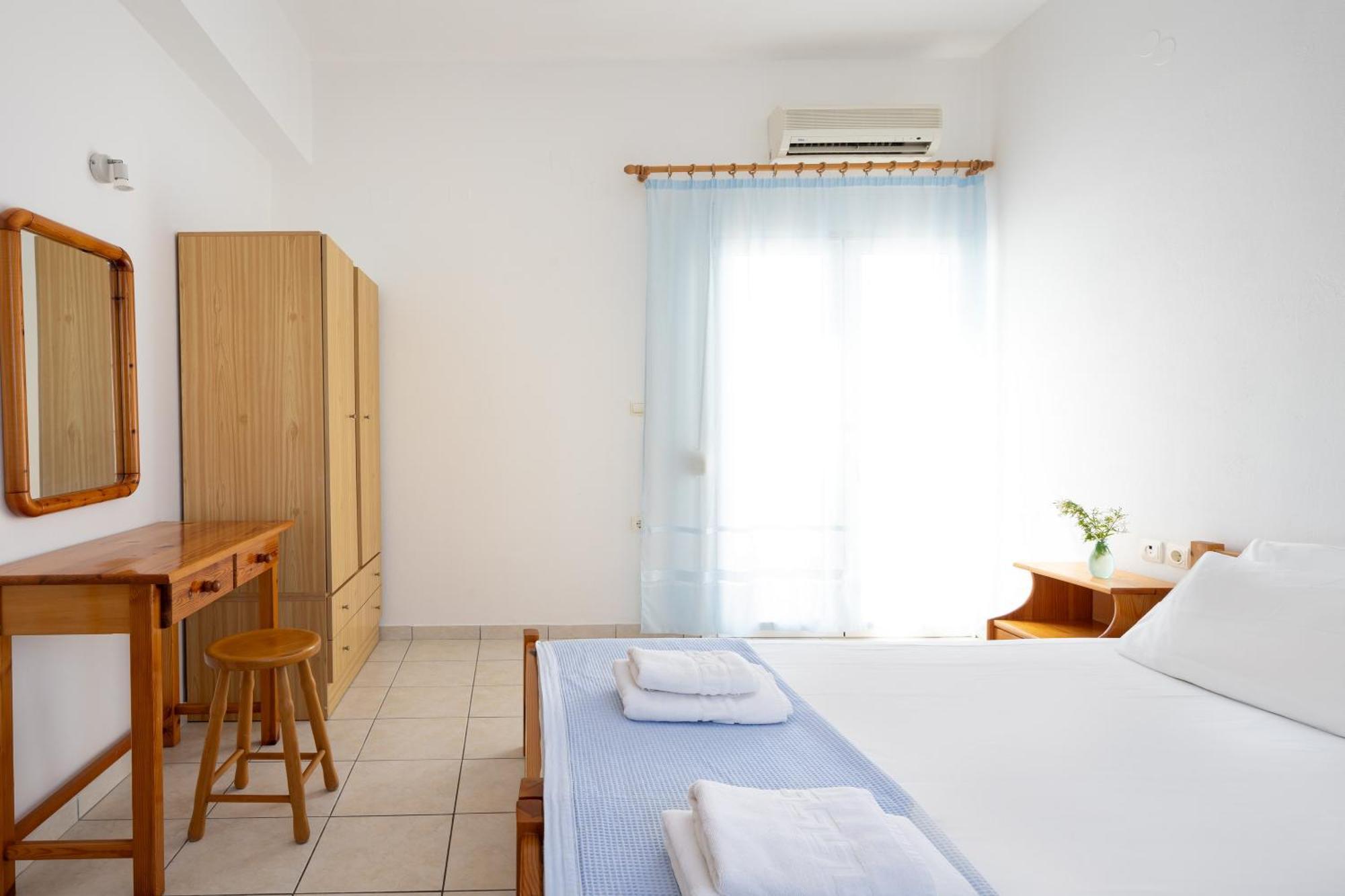 Stavrós Alexis Apartments מראה חיצוני תמונה