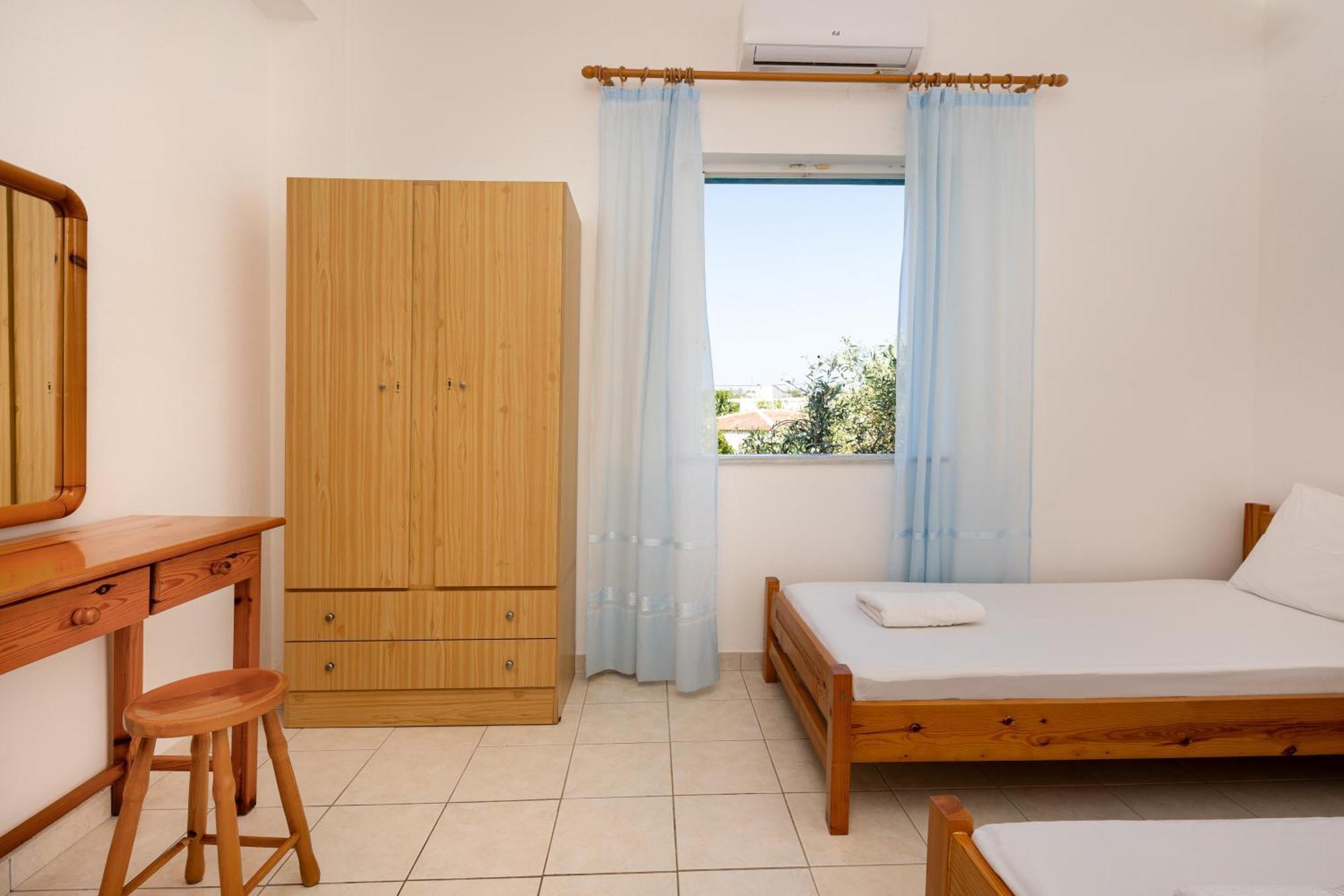 Stavrós Alexis Apartments מראה חיצוני תמונה