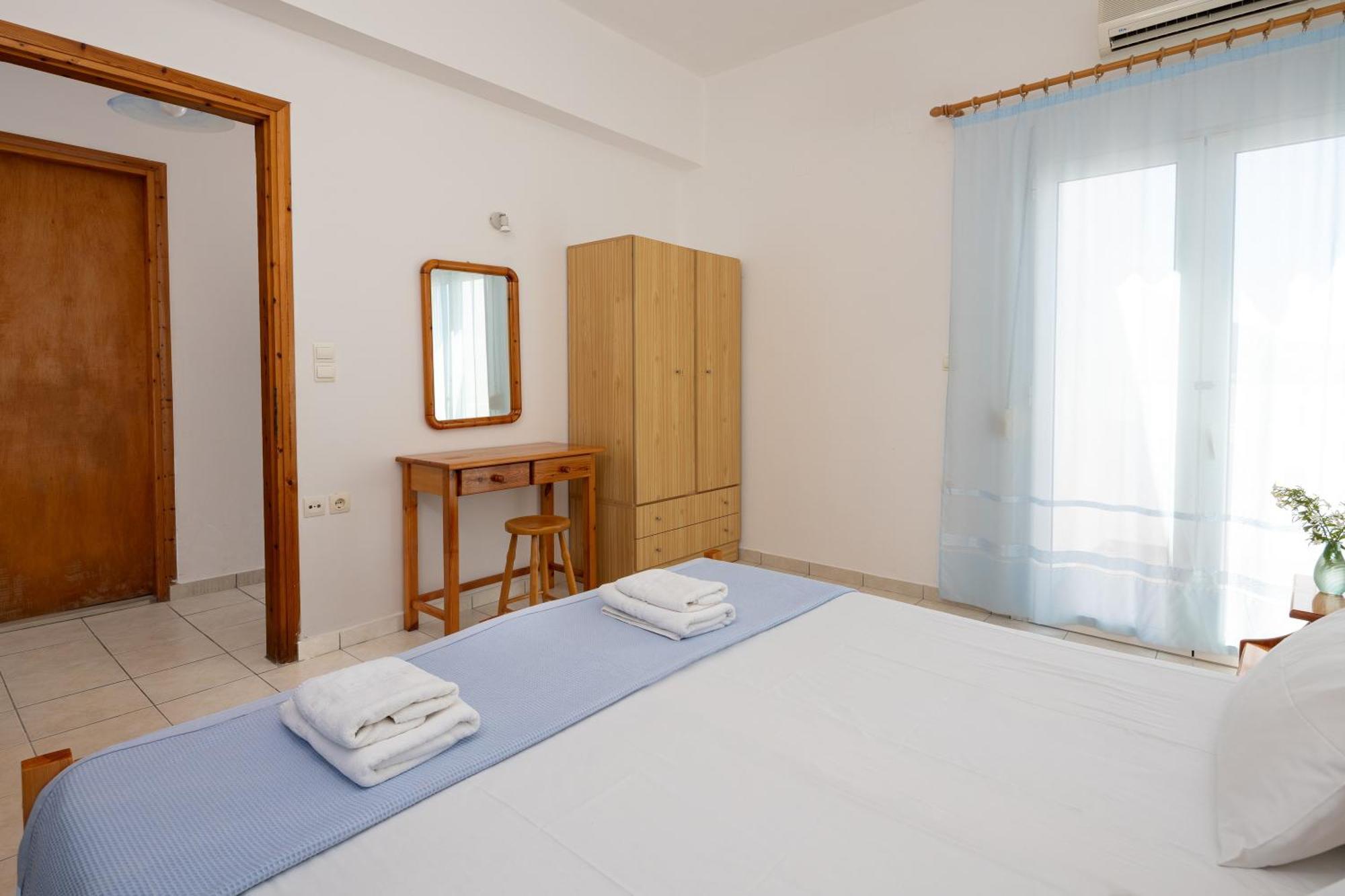 Stavrós Alexis Apartments מראה חיצוני תמונה