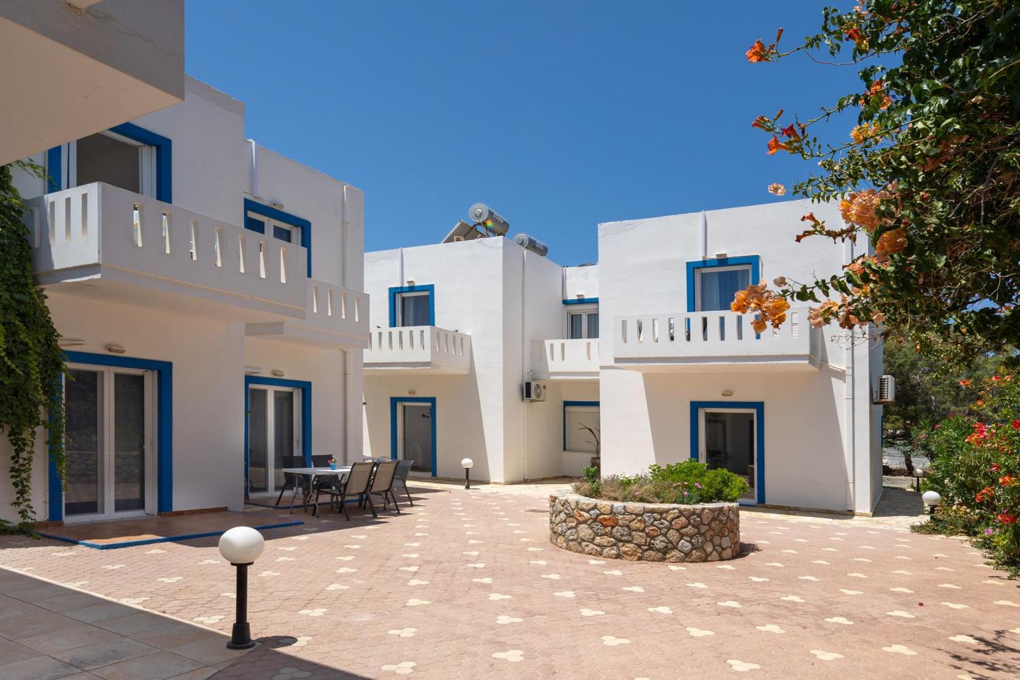 Stavrós Alexis Apartments מראה חיצוני תמונה