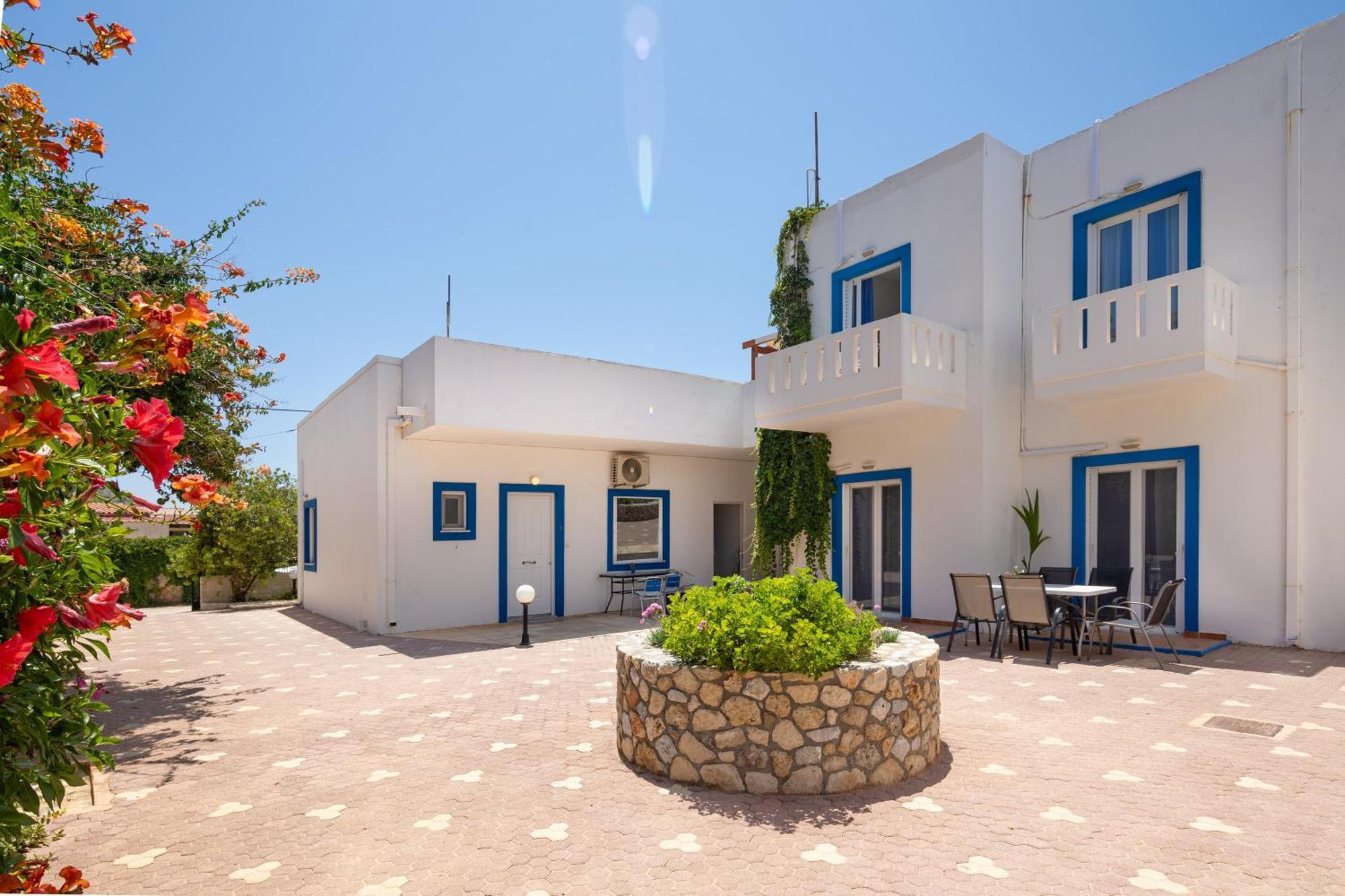 Stavrós Alexis Apartments מראה חיצוני תמונה
