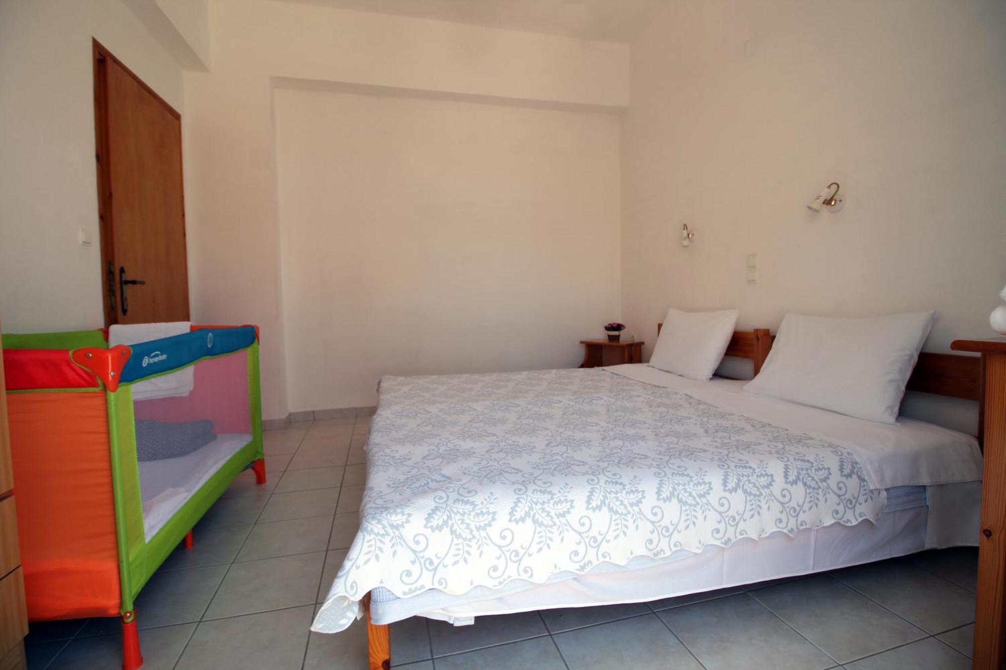 Stavrós Alexis Apartments מראה חיצוני תמונה